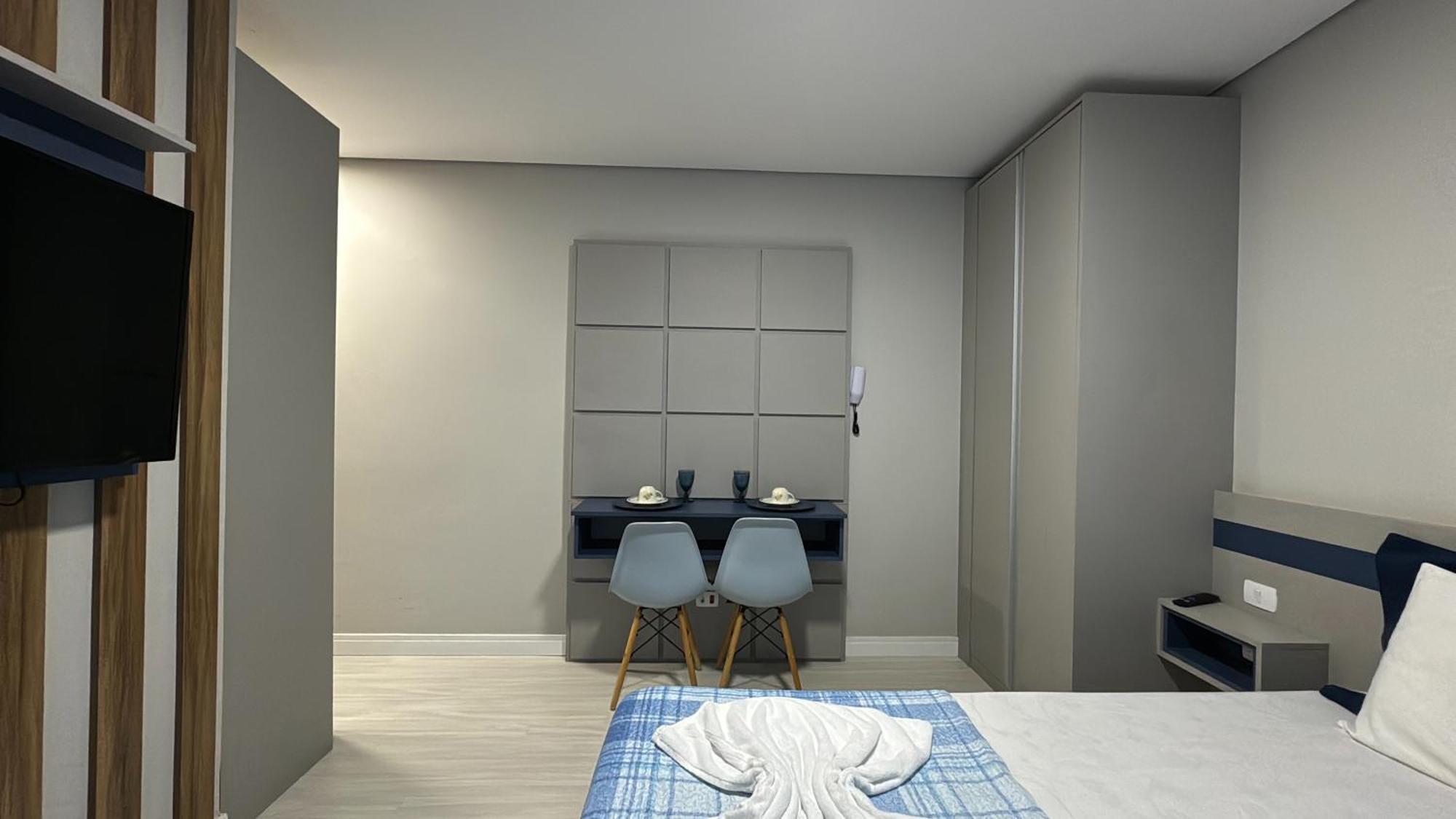 13- Studio Decorado Lindo! Otimo Para Casal!!! 库里提巴 外观 照片
