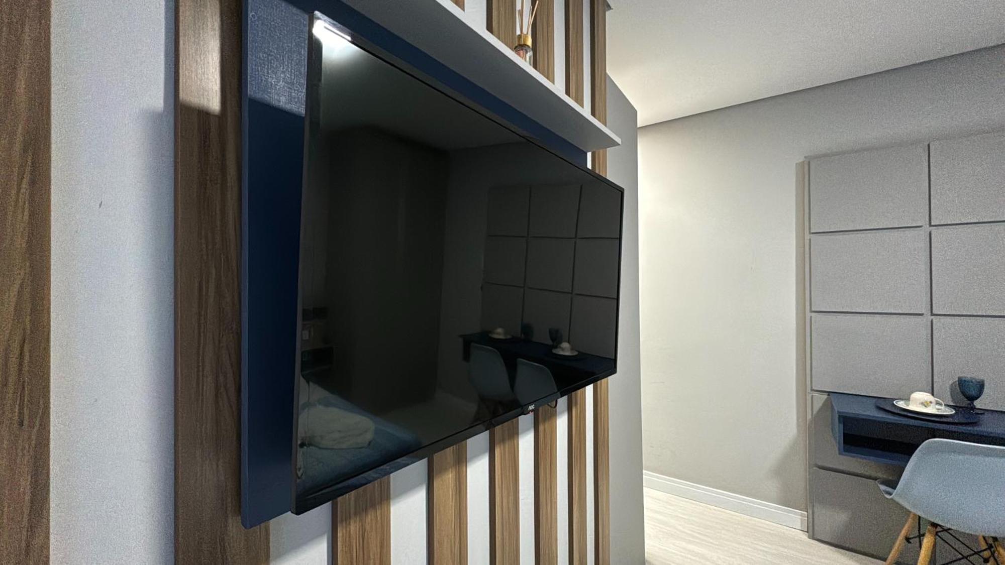 13- Studio Decorado Lindo! Otimo Para Casal!!! 库里提巴 外观 照片