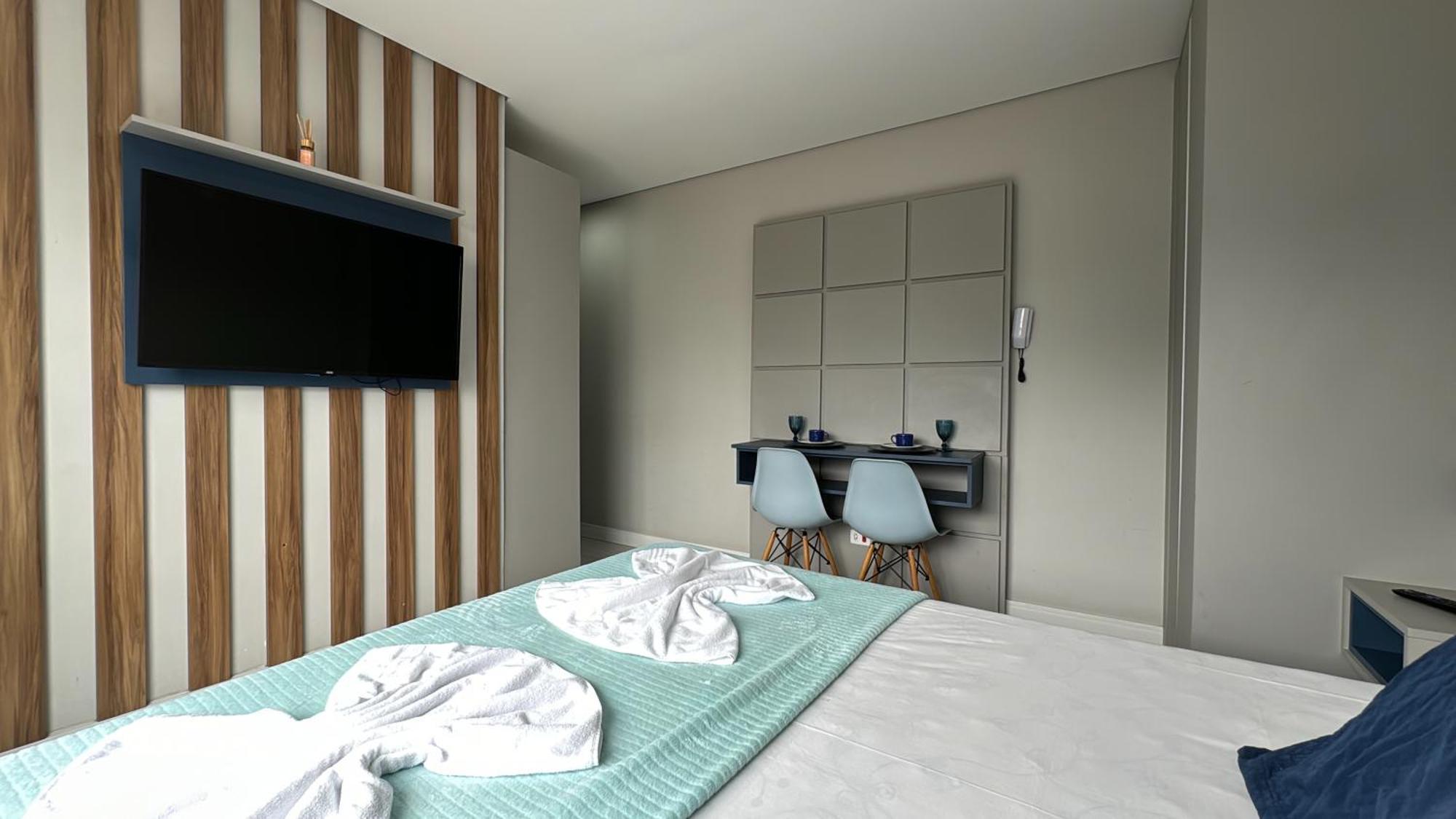 13- Studio Decorado Lindo! Otimo Para Casal!!! 库里提巴 外观 照片