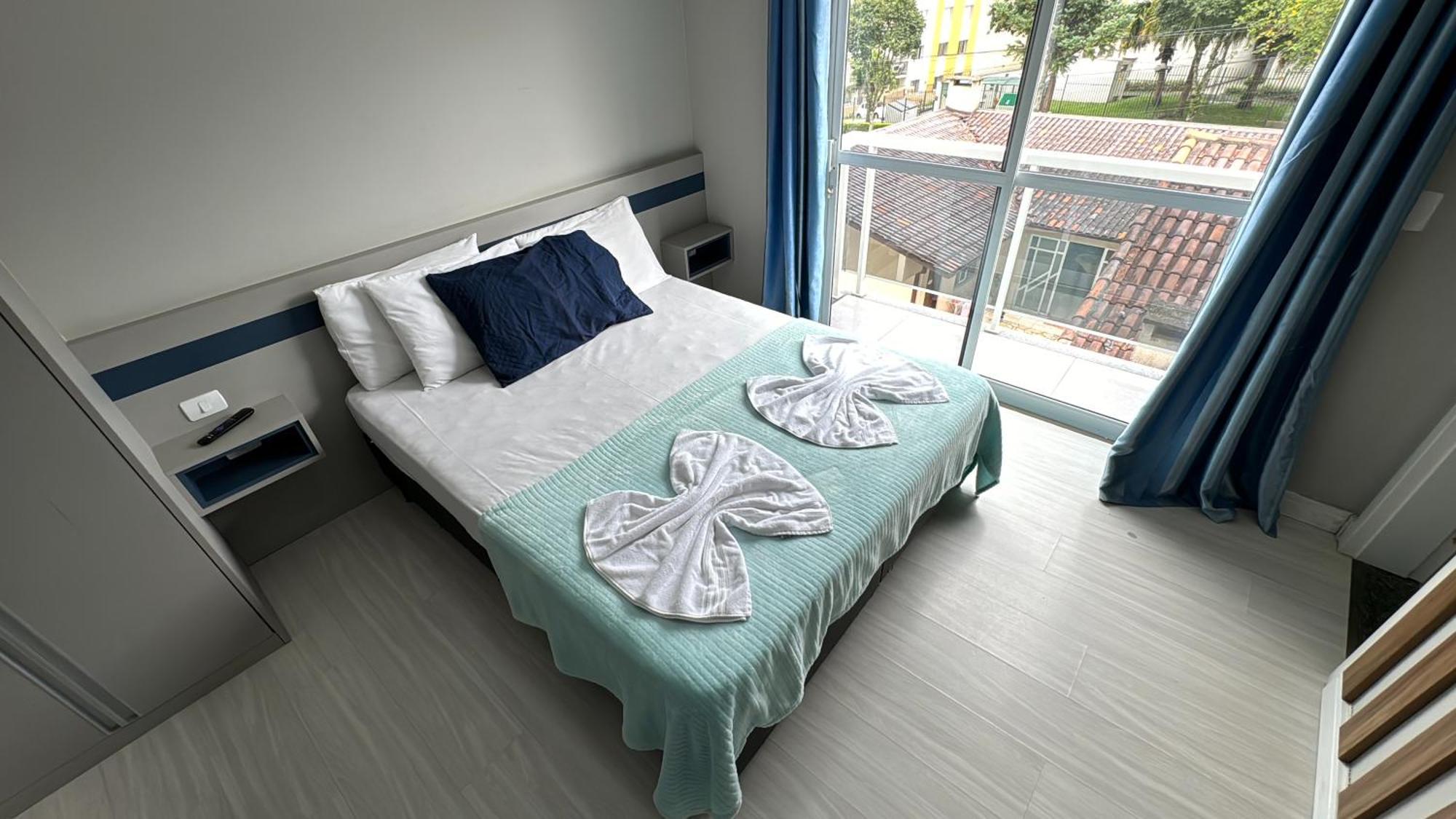 13- Studio Decorado Lindo! Otimo Para Casal!!! 库里提巴 外观 照片